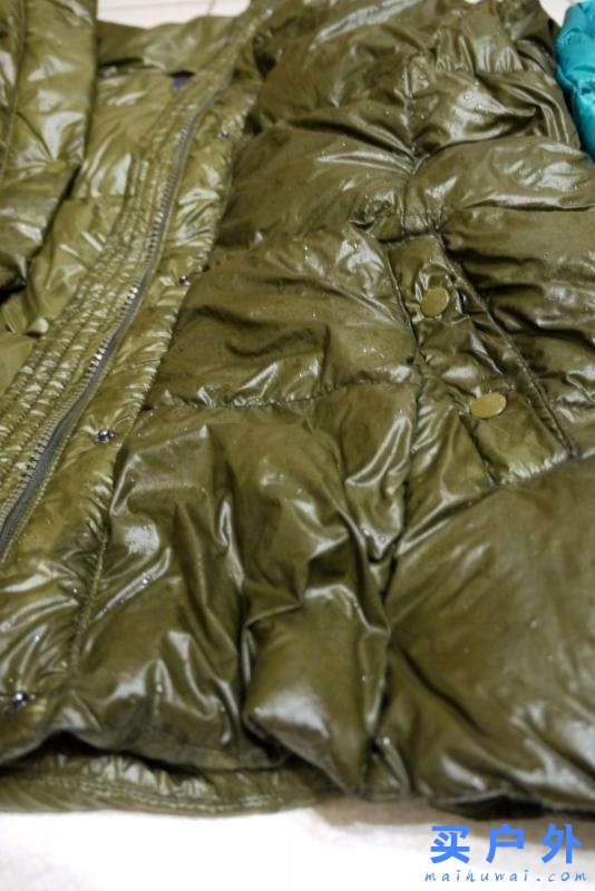 把原先的羽絨服汰換掉啦，以后上山就靠這件The North Face ThermoBall北面保暖棉服外套