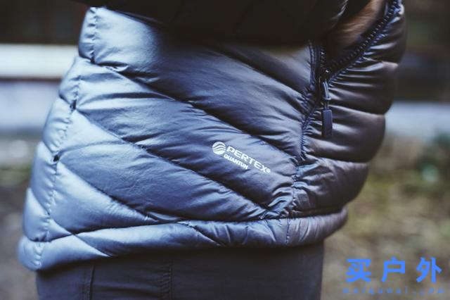 戶外四季必備，Rab防水輕量化排骨羽絨服測評