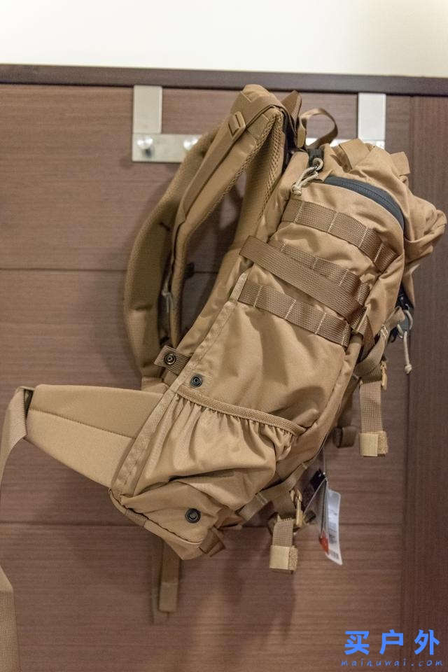 神秘農場Mystery Ranch背包開箱防水測試