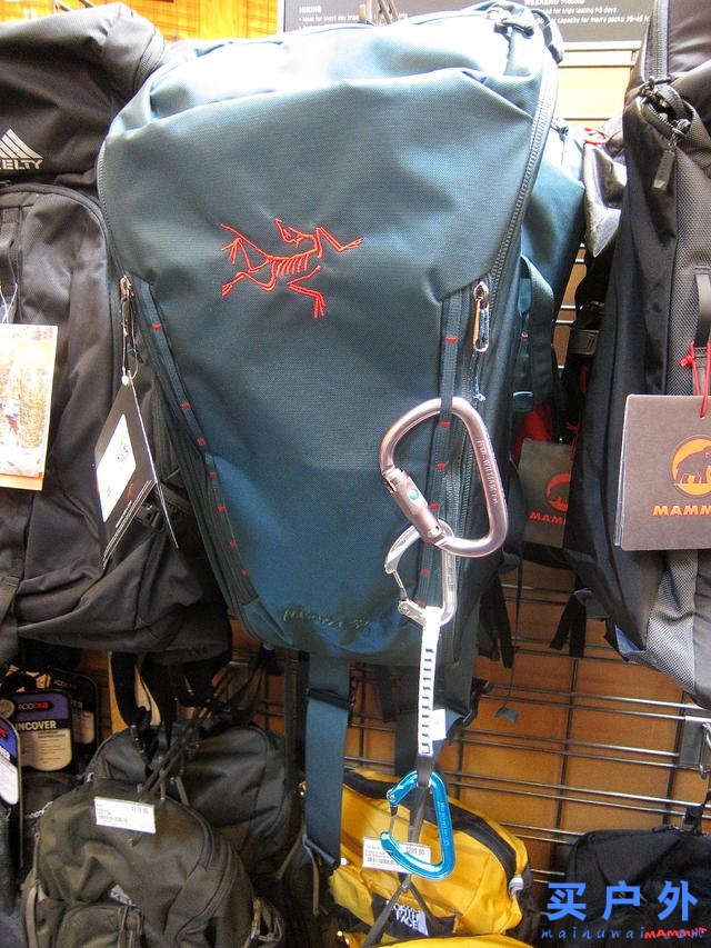 兩款攀巖用背包把玩心得,Arc'teryx始祖鳥(niǎo)對(duì)比Mammut猛犸象