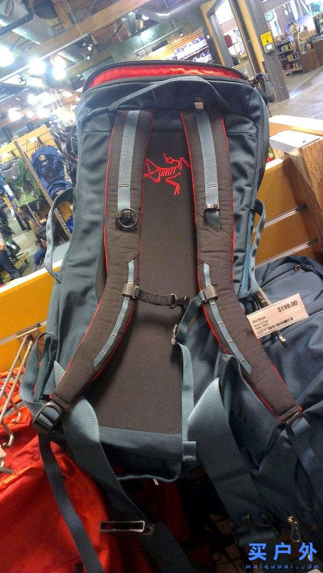 兩款攀巖用背包把玩心得,Arc'teryx始祖鳥(niǎo)對(duì)比Mammut猛犸象