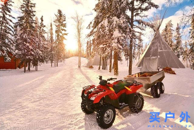 加拿大黃刀鎮極光村除了看炫目的極光,還能怎么玩?