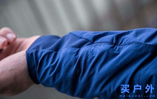 帥氣征服濕冷天氣,四款保暖外套始祖鳥Arc'teryx羽絨服和棉服開箱實穿！