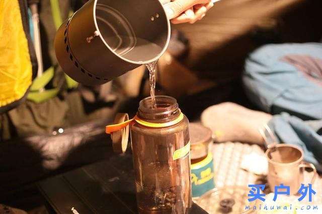 戶外徒步登山過程中，登山鞋濕了怎么辦?