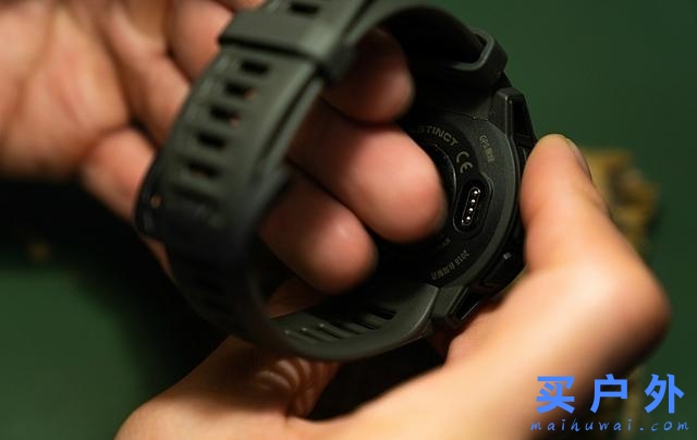 佳明Garmin Instinct戶外運動腕表，功能之外同時擁有高顏值！