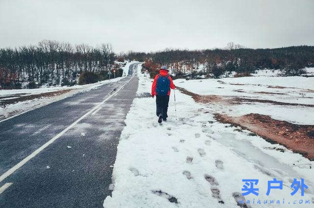 西班牙朝圣之路，走過風雪冰雨的蜜月旅行