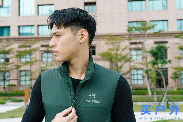 三款人氣始祖鳥Arcteryx保暖背心實穿分享，買件鳥裝好過冬