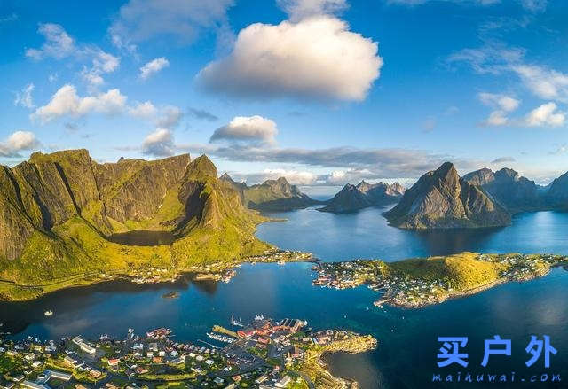 穿著Lowa多功能戶外鞋,探索群山峻嶺之間