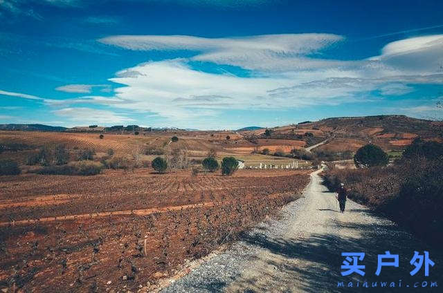 西班牙朝圣之路，走過風雪冰雨的蜜月旅行