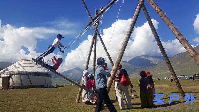 吉爾吉斯斯坦一個低調得沒有存在感的鄰國, 游牧世界里的烏托邦