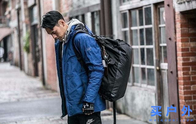 帥氣征服濕冷天氣,四款保暖外套始祖鳥Arc'teryx羽絨服和棉服開箱實穿！