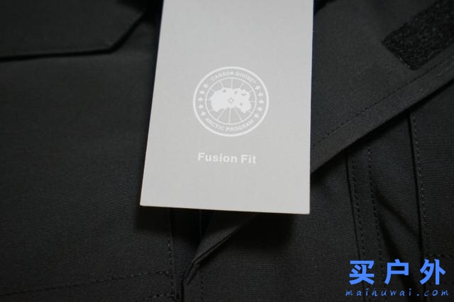 種草全球最火的羽絨服，Canada Goose加拿大鵝羽絨服開箱