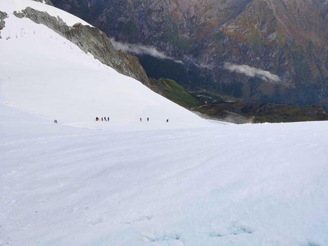 攀登半脊峰游記,我的雪山之行