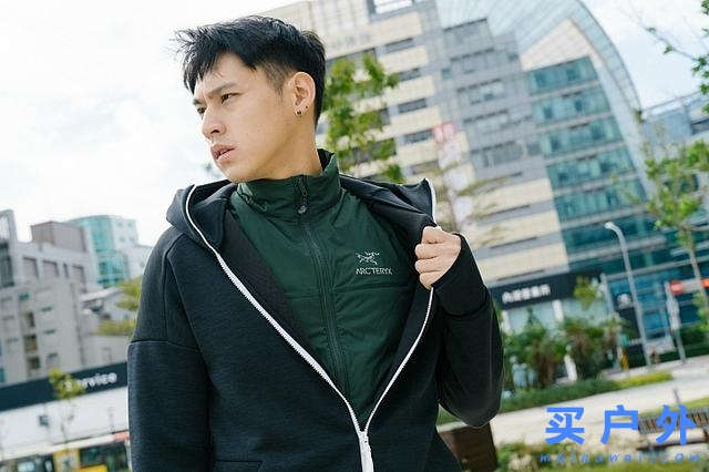 三款人氣始祖鳥Arcteryx保暖背心實穿分享，買件鳥裝好過冬