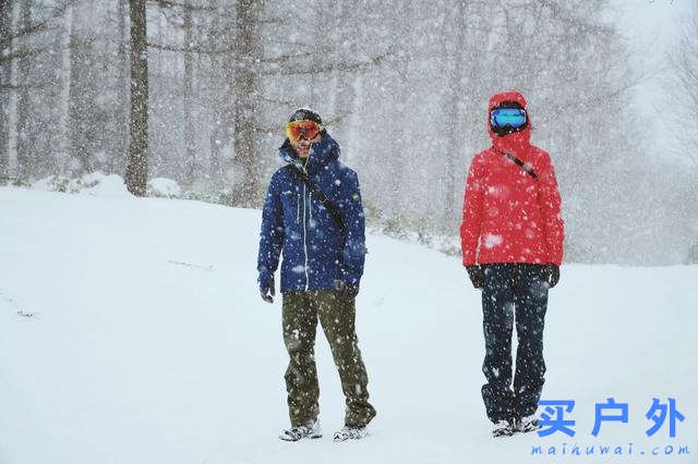戶外四季必備，Rab防水輕量化排骨羽絨服測評