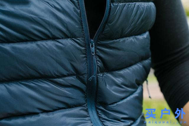 三款人氣始祖鳥Arcteryx保暖背心實穿分享，買件鳥裝好過冬