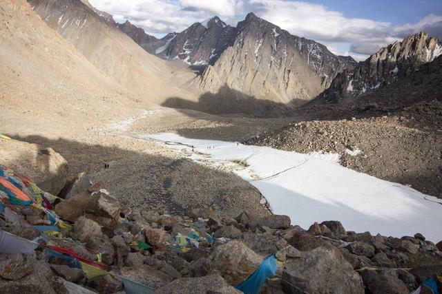 岡仁波齊轉山攻略，我在海拔5600米的雪山上徒步52公里