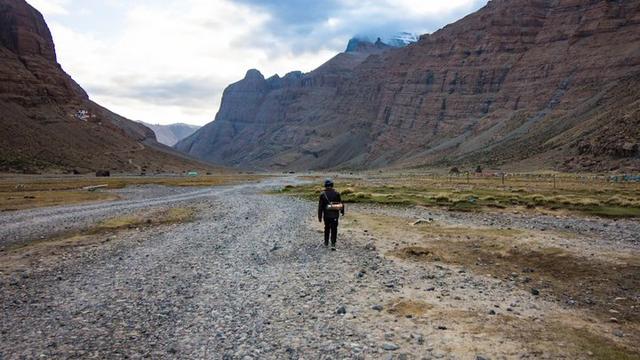 岡仁波齊轉山攻略，我在海拔5600米的雪山上徒步52公里