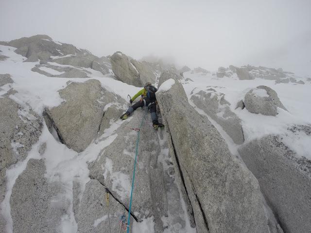 阿爾卑斯山脈的阿爾卑斯攀登