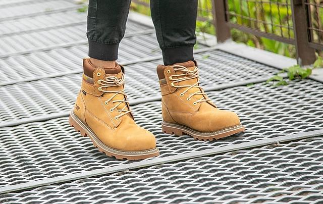 CAT經(jīng)典款大黃靴開箱實(shí)穿分享，大黃靴不是只有Timberland