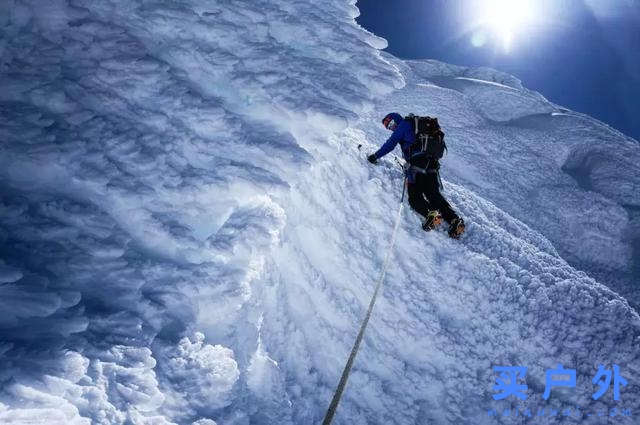 新手有什么可以入門登頂的雪山可以嘗試？