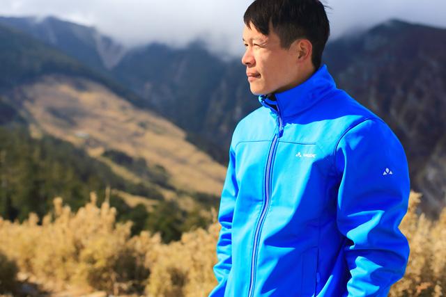 雪山實測 VAUDE 防風軟殼外套