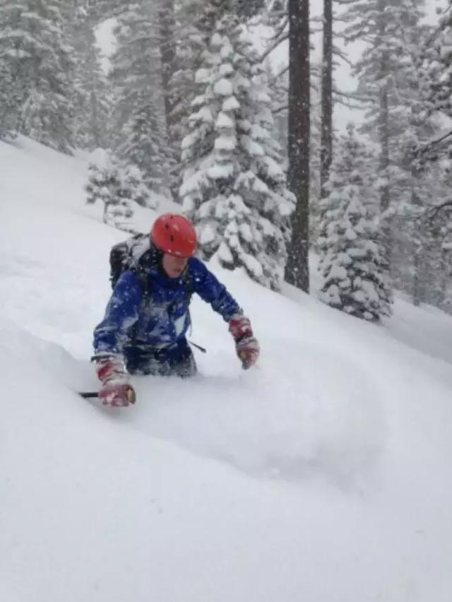 2019年度排名最佳男款軟殼外套測評