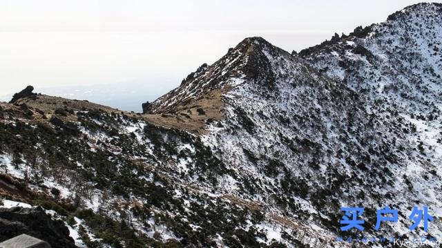 冬天爬韓國第一高峰，19.2公里雪登濟州島漢拿山！