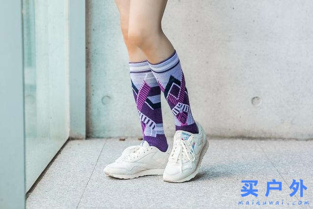 都市戶外風混搭,Smartwool羊毛襪一周繽紛穿搭