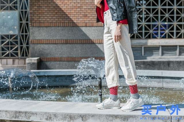 都市戶外風混搭,Smartwool羊毛襪一周繽紛穿搭