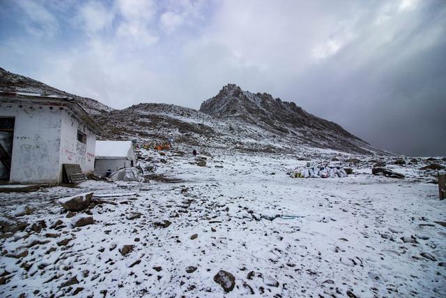 岡仁波齊轉山攻略，我在海拔5600米的雪山上徒步52公里