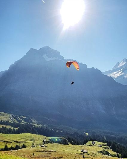 瑞士阿爾卑斯山的愜意生活，我們的詩和遠方