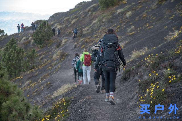 背著塔通卡TATONKA Yukon登山背包，出發去中美洲的火山徒步旅行