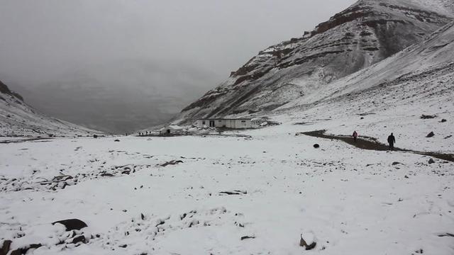 岡仁波齊轉山攻略，我在海拔5600米的雪山上徒步52公里