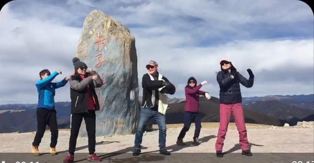 冬季的色達(dá)、亞青及稻城亞丁有一種寧靜的美