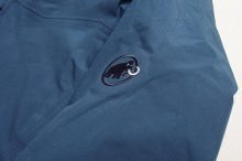 Mammut猛犸象防水沖鋒衣評測，誰說戶外不帥氣