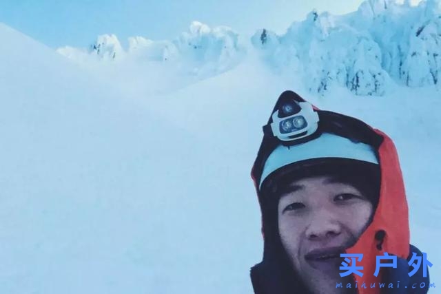 新手有什么可以入門登頂的雪山可以嘗試？