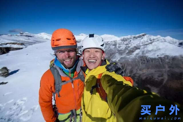新手有什么可以入門登頂的雪山可以嘗試？