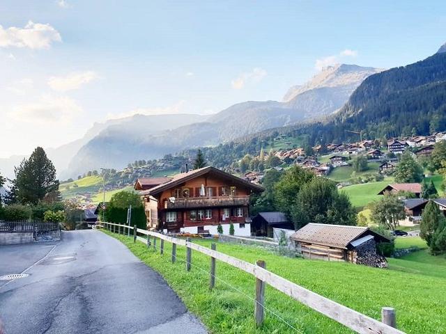 瑞士阿爾卑斯山的愜意生活，我們的詩和遠方