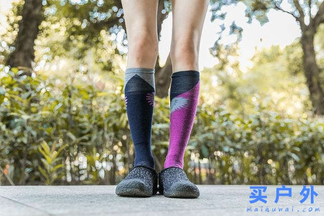 都市戶外風混搭,Smartwool羊毛襪一周繽紛穿搭