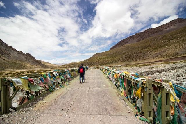 岡仁波齊轉山攻略，我在海拔5600米的雪山上徒步52公里