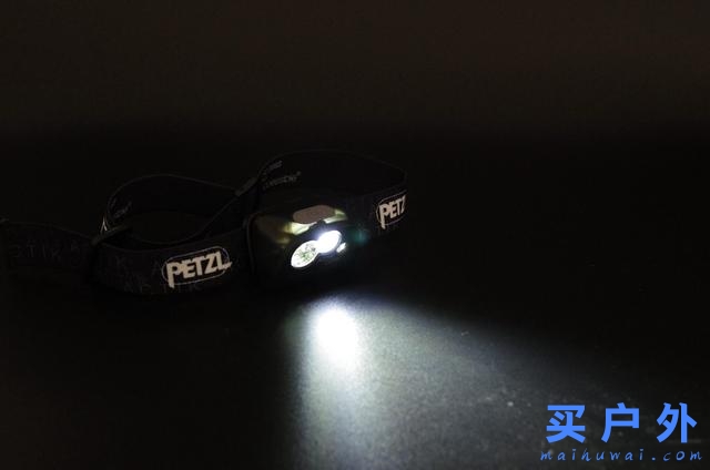 口碑很好的戶外頭燈品牌,Petzl攀索艾特克頭燈開箱測評
