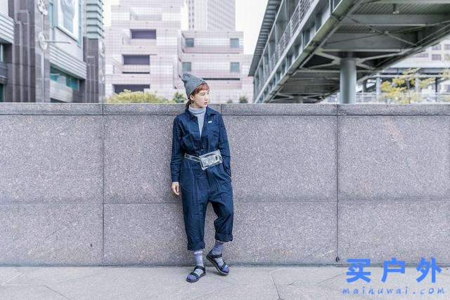 都市戶外風混搭,Smartwool羊毛襪一周繽紛穿搭