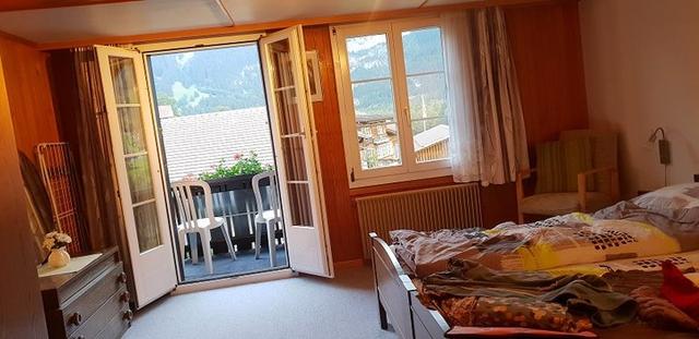 瑞士阿爾卑斯山的愜意生活，我們的詩和遠方