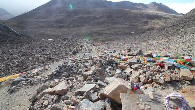 岡仁波齊轉山攻略，我在海拔5600米的雪山上徒步52公里