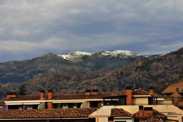 西班牙自由行,行走在馬德里后花園曼薩納雷斯城堡