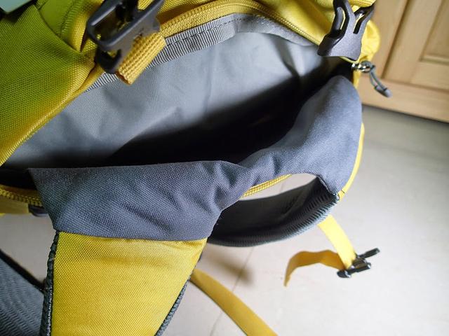 Osprey小鷹Momentum 34通勤電腦包開箱，通勤戶外兩相宜