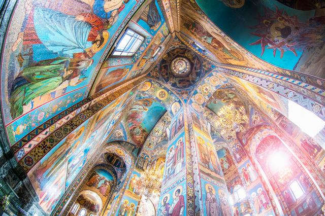 去俄羅斯旅行，用魚眼鏡頭記錄視野下的銀白世界