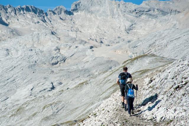 慕尼黑不只有啤酒節(jié),德國(guó)最高峰楚格峰自助徒步旅行游記