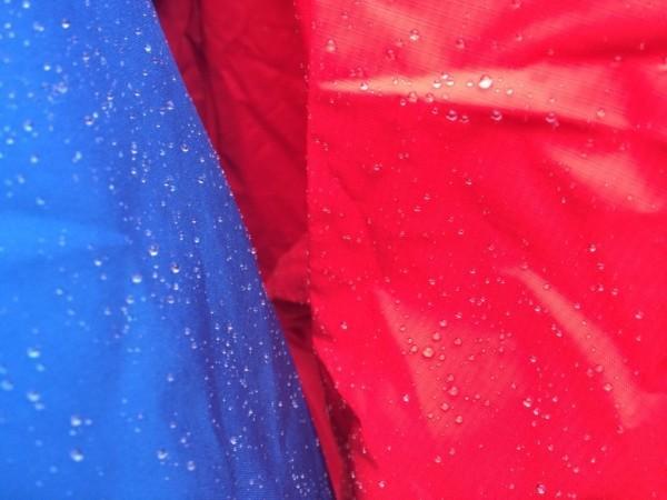 如何選擇沖鋒衣?沖鋒衣全面介紹及選購指南